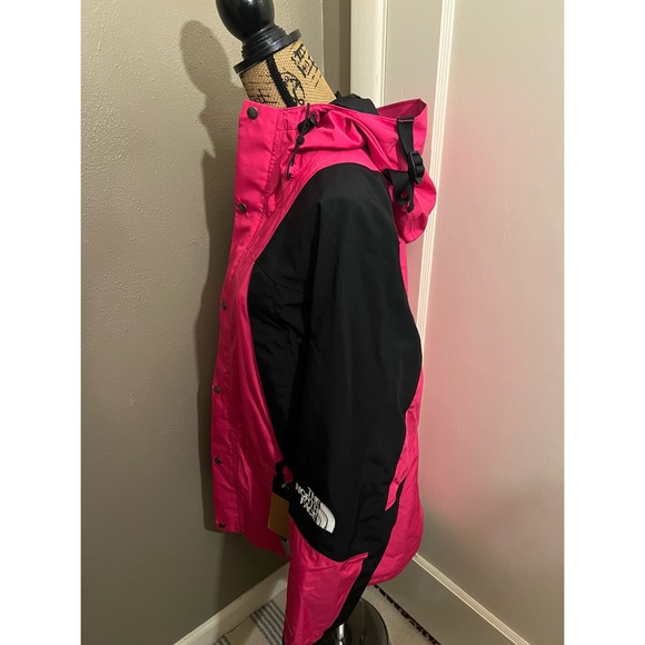 The North Face 1994 Retro Mountain Light Futurelight Jacket - Picture 10 of 14